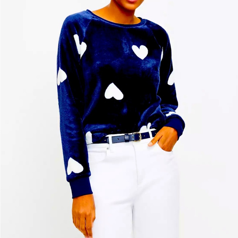 Super cute LOFT NWOT Heart sweater.  Super cute wore once.